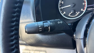 2022 Nissan Pathfinder SL 2WD