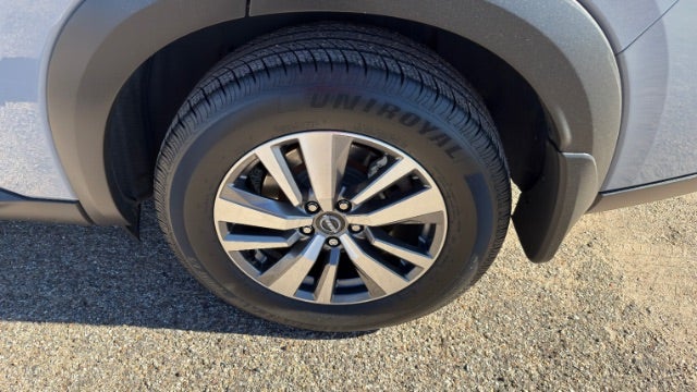 2022 Nissan Pathfinder SL 2WD