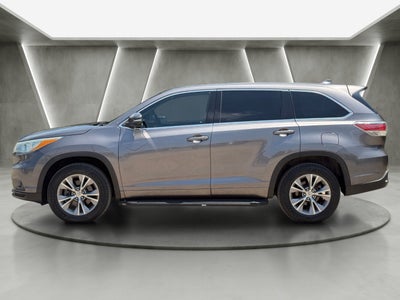 2015 Toyota Highlander LE V6