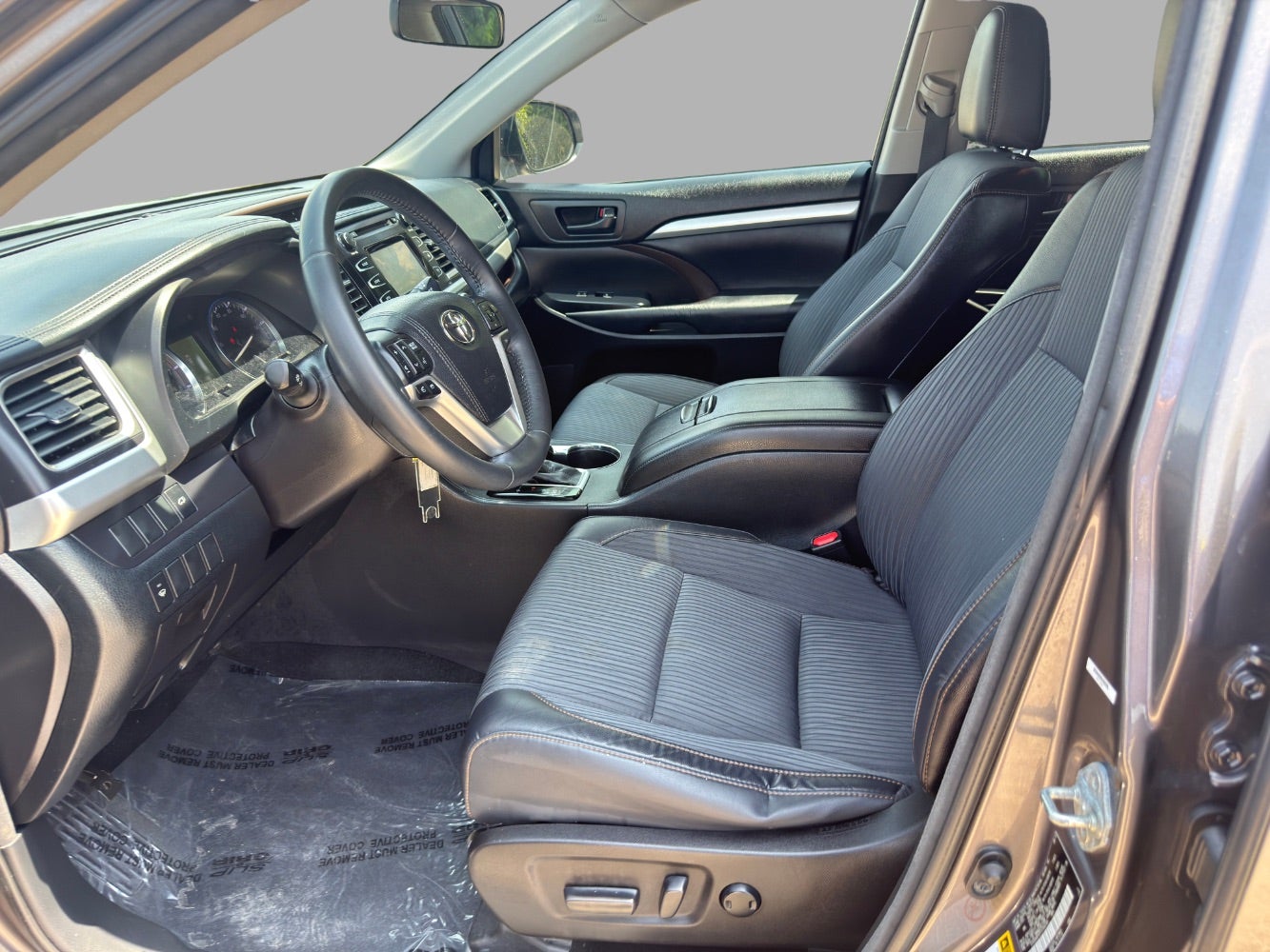 2015 Toyota Highlander LE V6