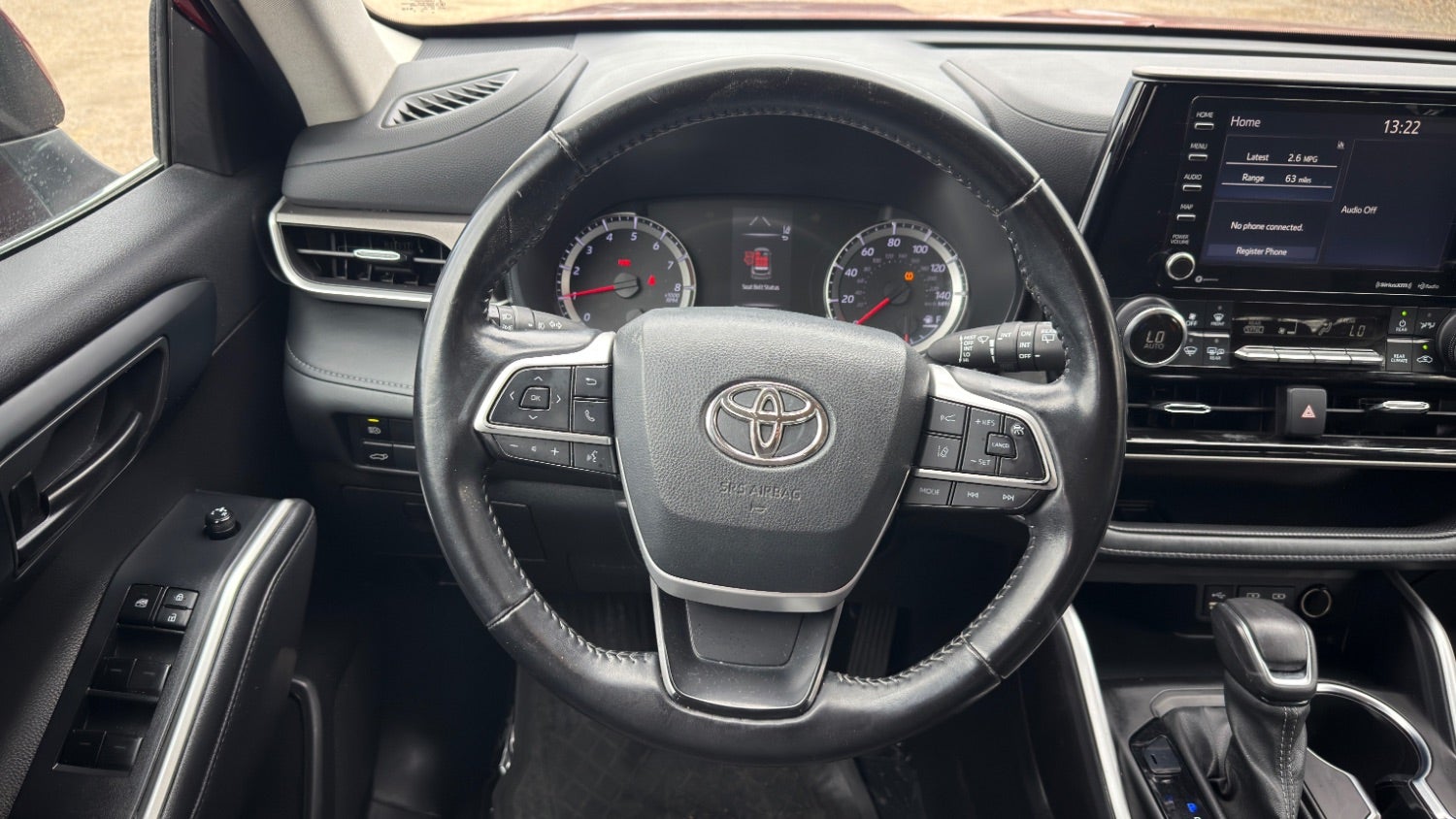 2022 Toyota Highlander LE