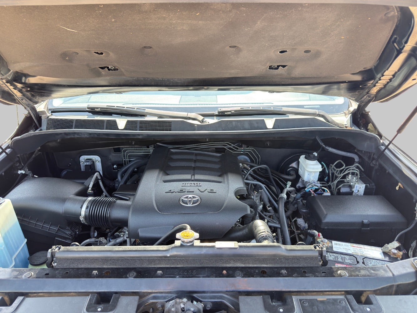 2017 Toyota Tundra SR5 4.6L V8