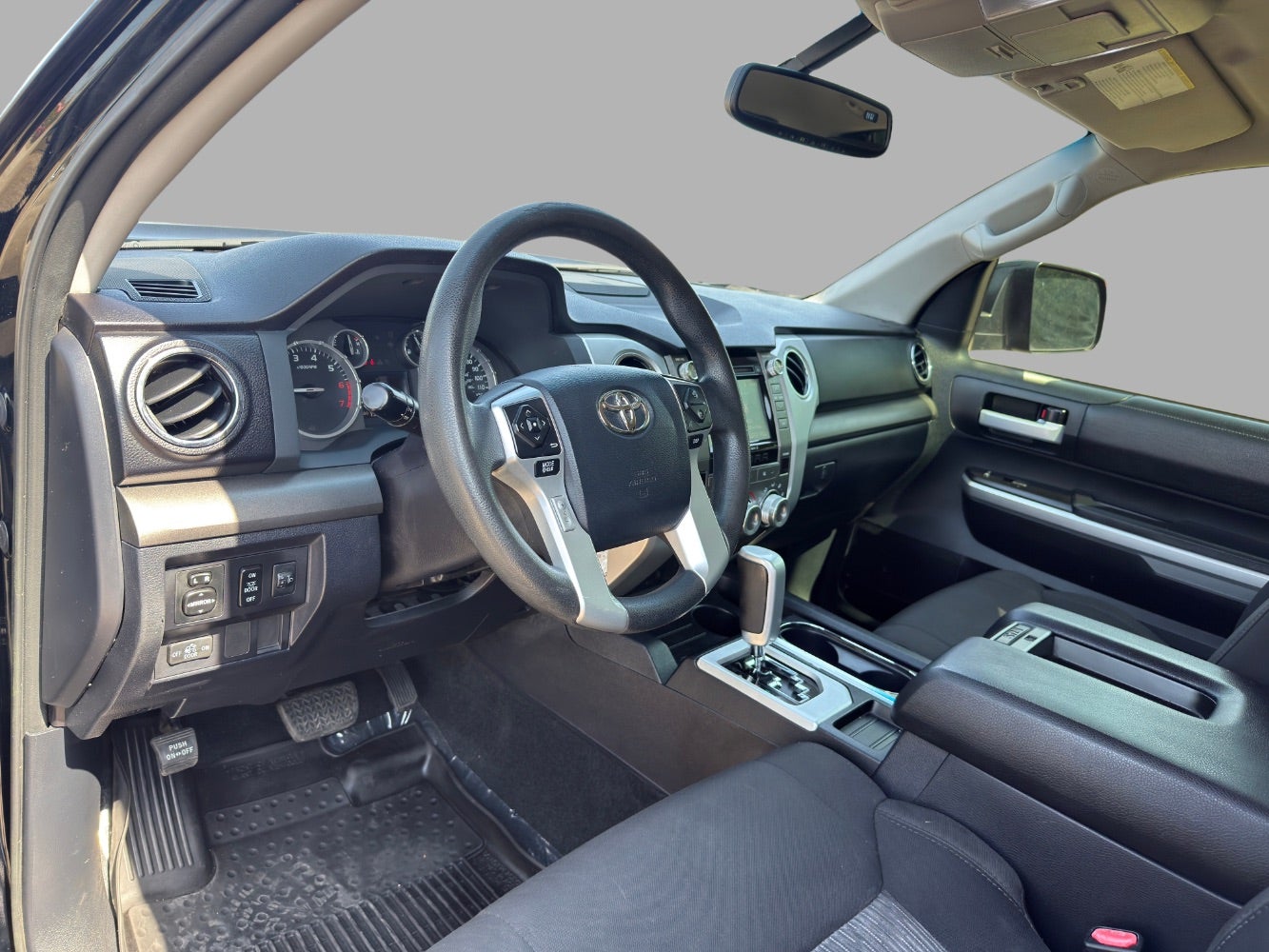 2017 Toyota Tundra SR5 4.6L V8