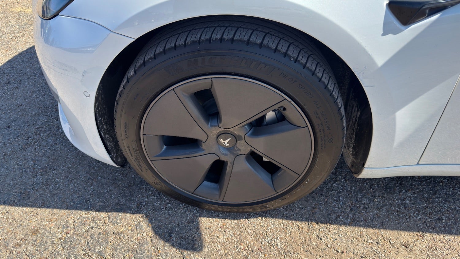 2021 Tesla Model 3 Standard Range Plus Rear-Wheel Drive