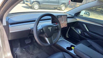 2021 Tesla Model 3 Standard Range Plus Rear-Wheel Drive