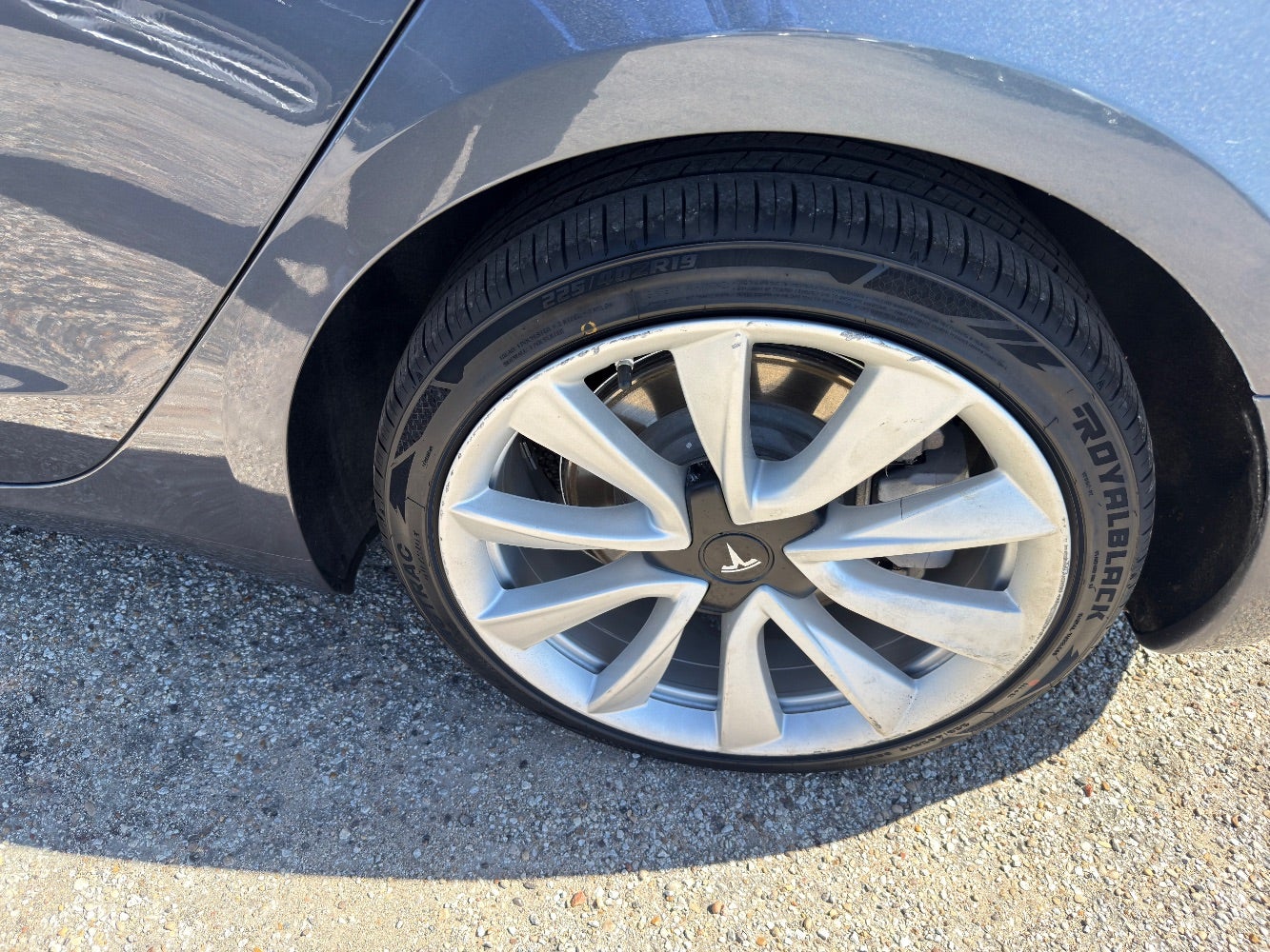 2020 Tesla Model 3 Standard Range Plus Rear-Wheel Drive