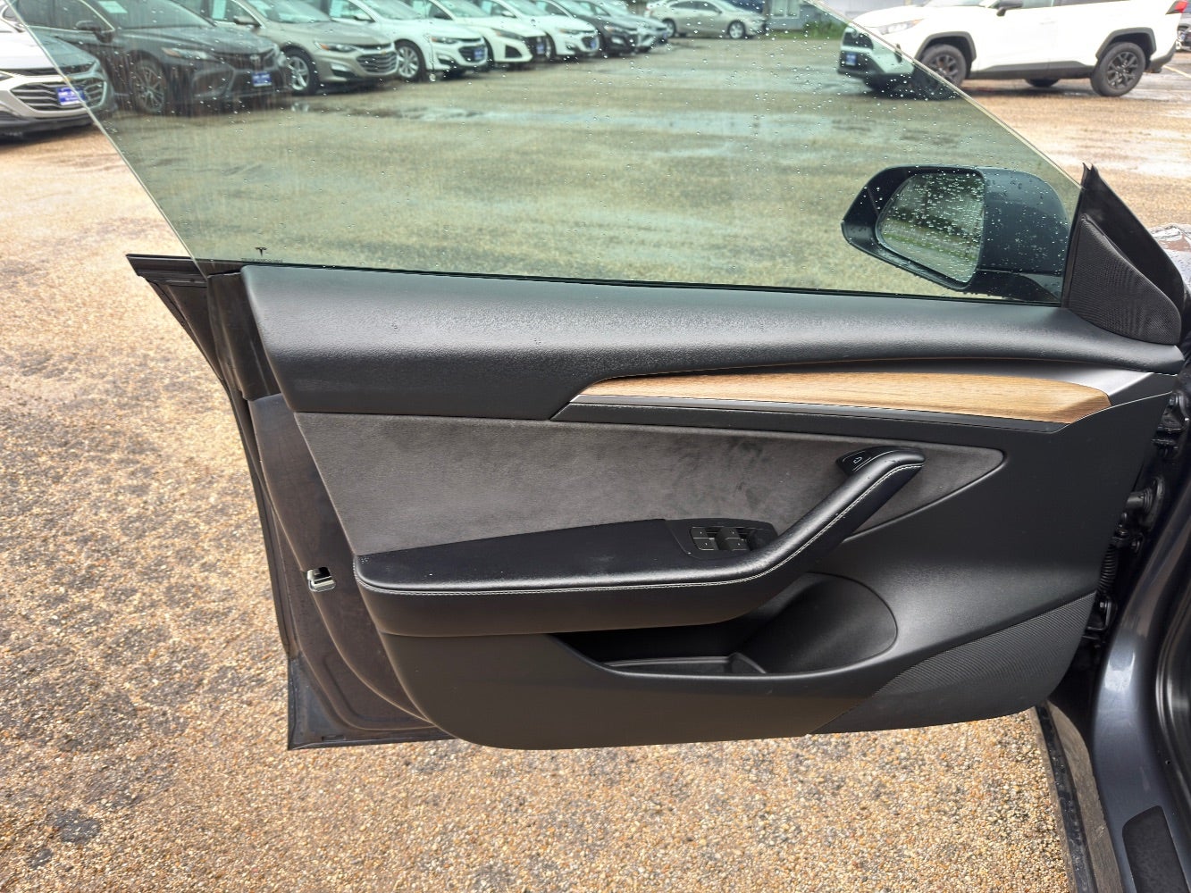 2023 Tesla Model 3 Rear-Wheel Drive