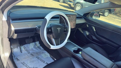 2021 Tesla Model 3 Standard Range Plus Rear-Wheel Drive