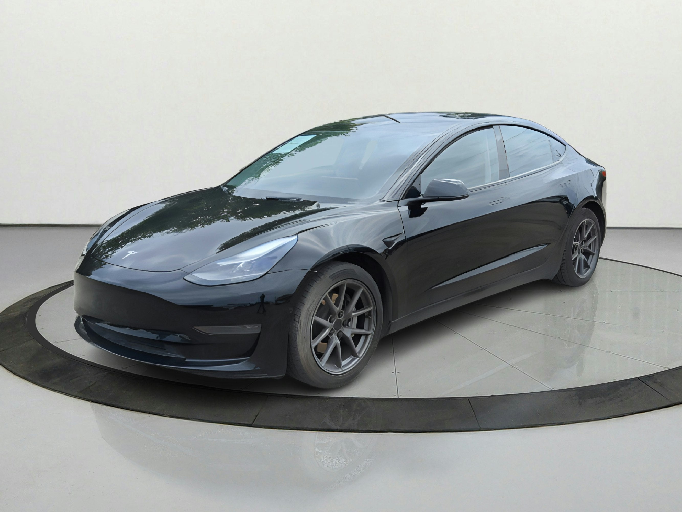 2022 Tesla Model 3 Rear-Wheel Drive