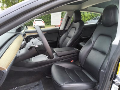 2022 Tesla Model 3 Rear-Wheel Drive