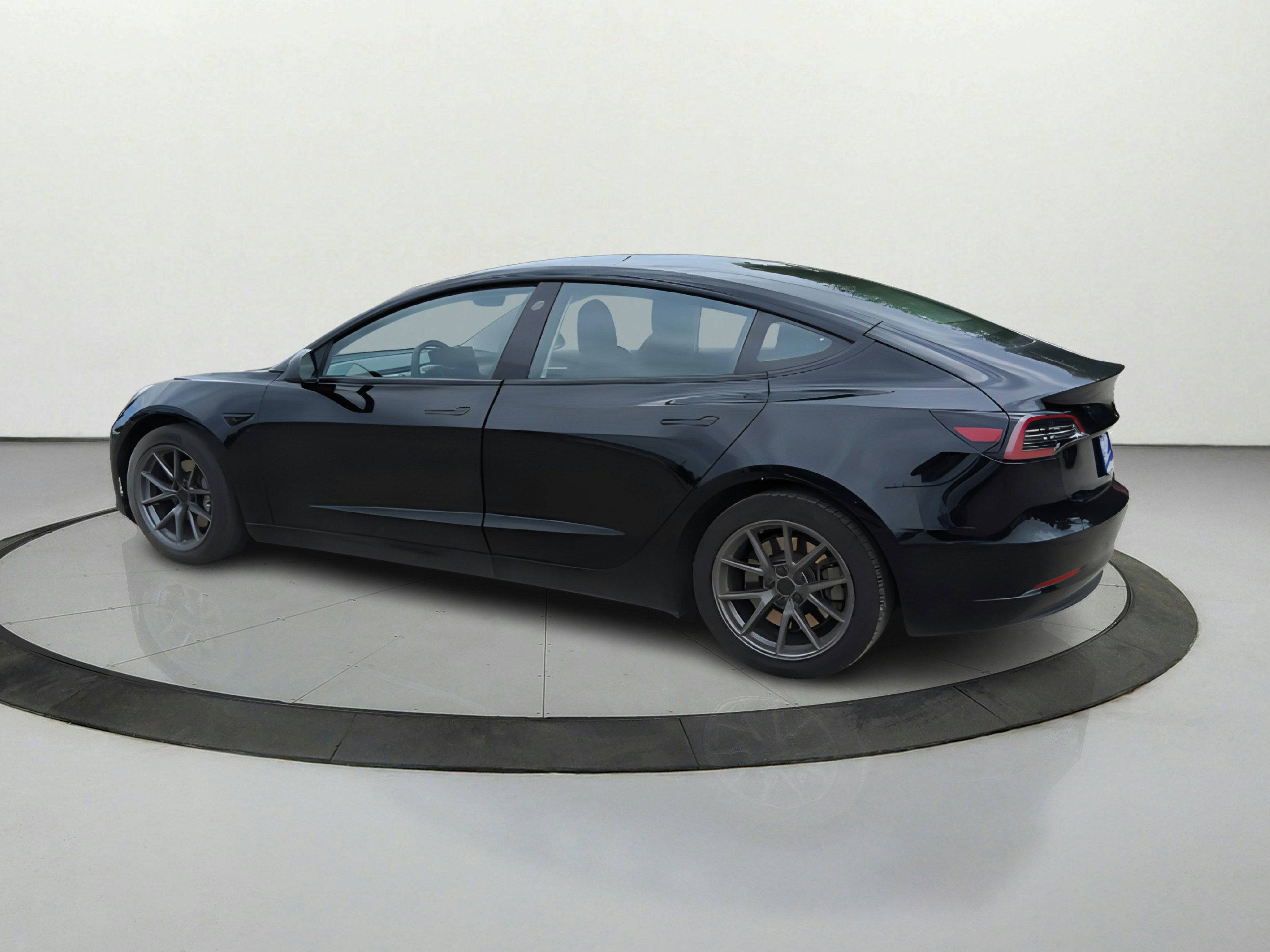 2022 Tesla Model 3 Rear-Wheel Drive