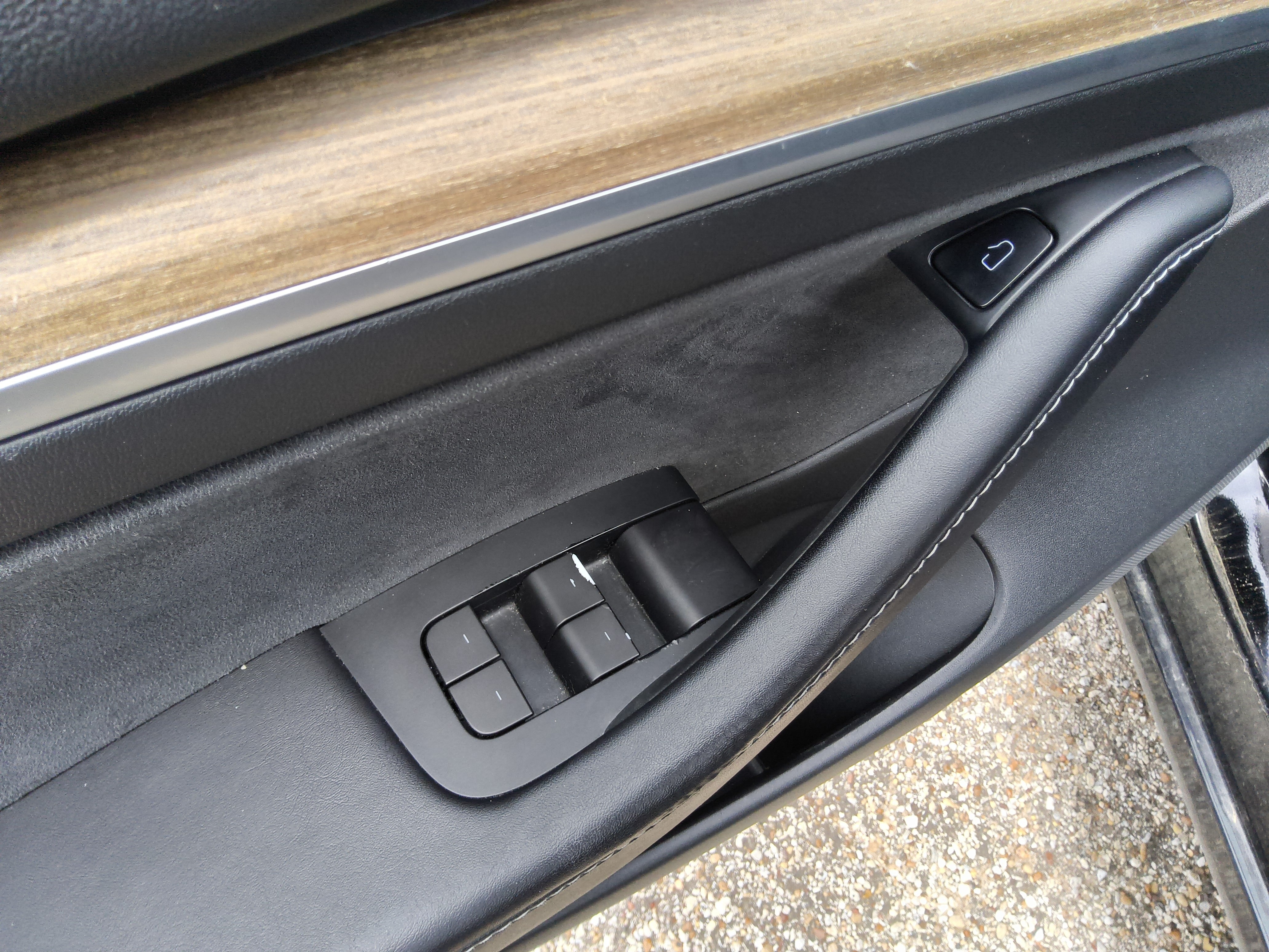 2022 Tesla Model 3 Rear-Wheel Drive