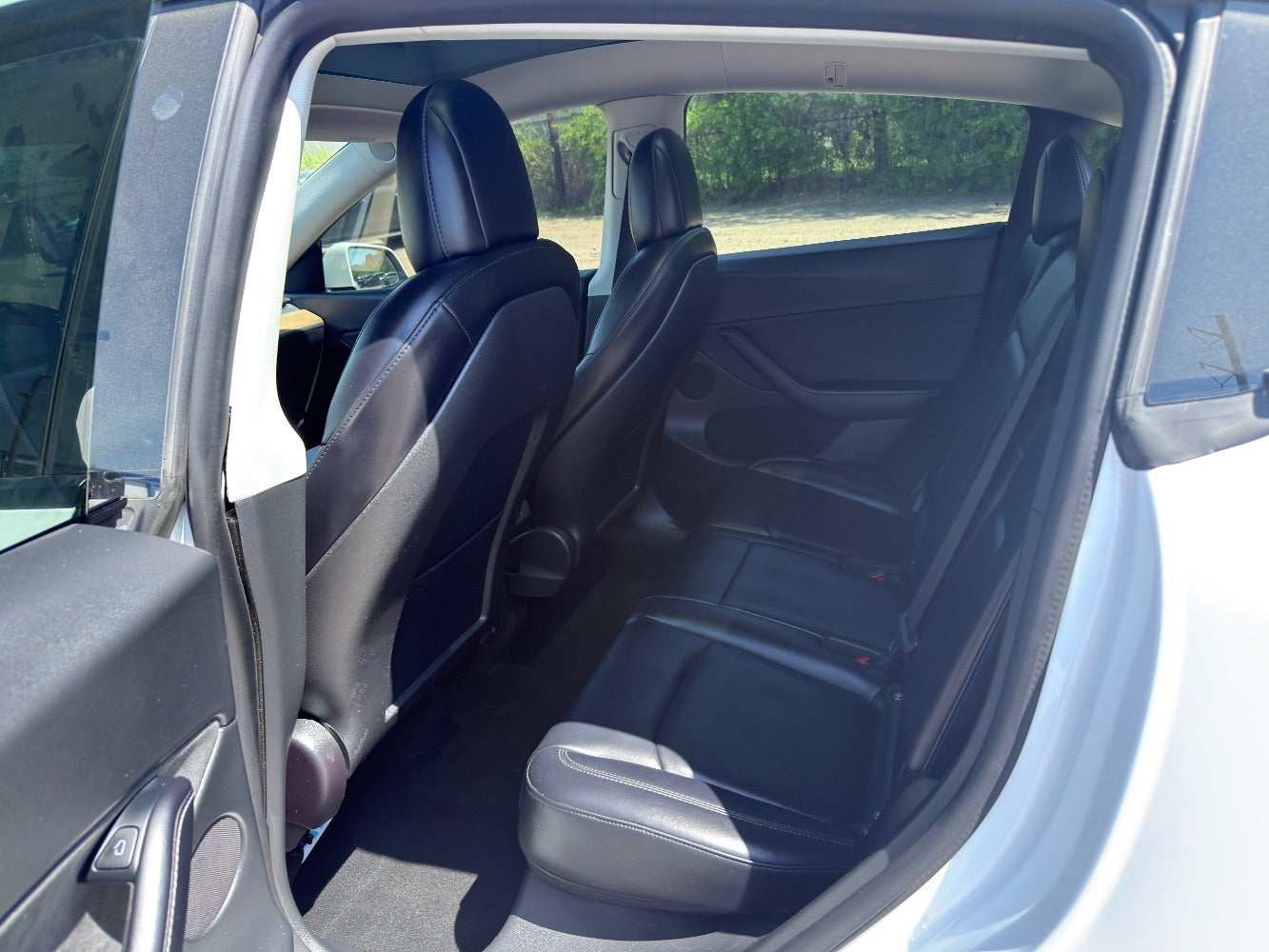 2022 Tesla Model Y Long Range Dual Motor All-Wheel Drive