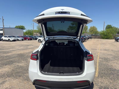 2022 Tesla Model Y Long Range Dual Motor All-Wheel Drive