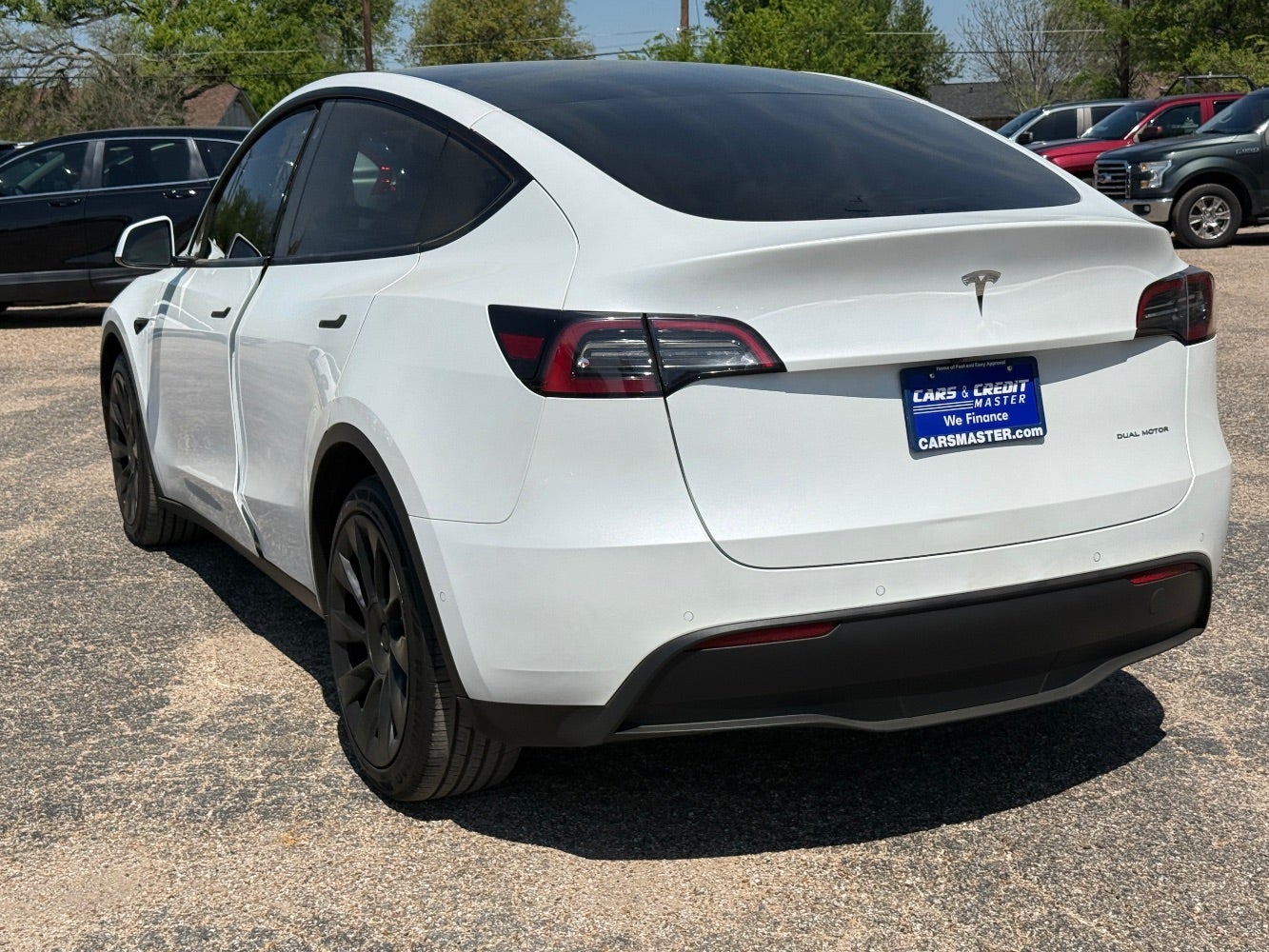 2022 Tesla Model Y Long Range Dual Motor All-Wheel Drive