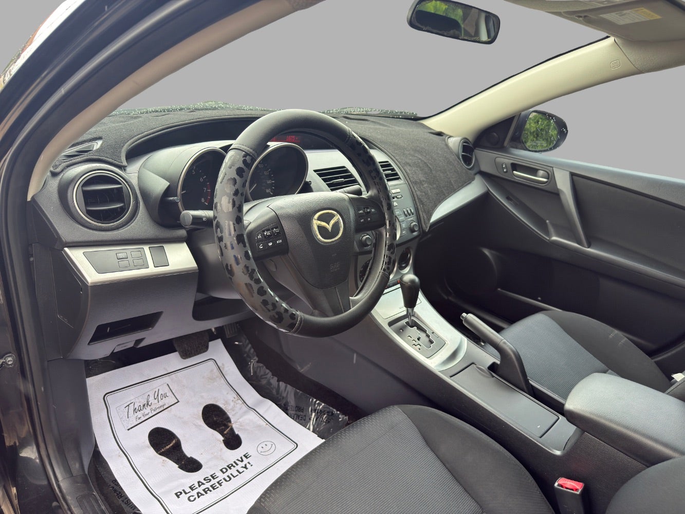 2010 Mazda MAZDA3 i Touring 4-Door
