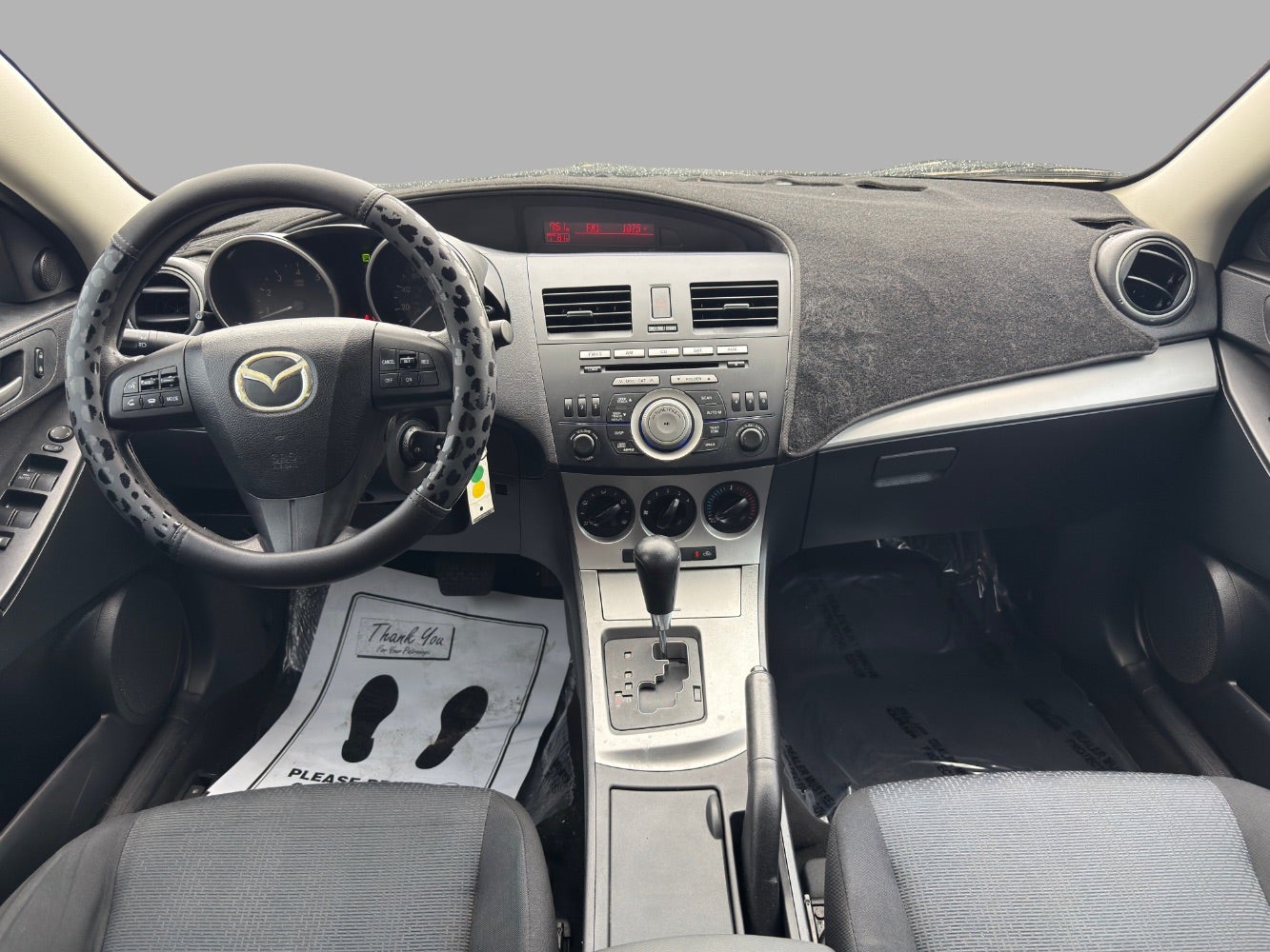 2010 Mazda MAZDA3 i Touring 4-Door