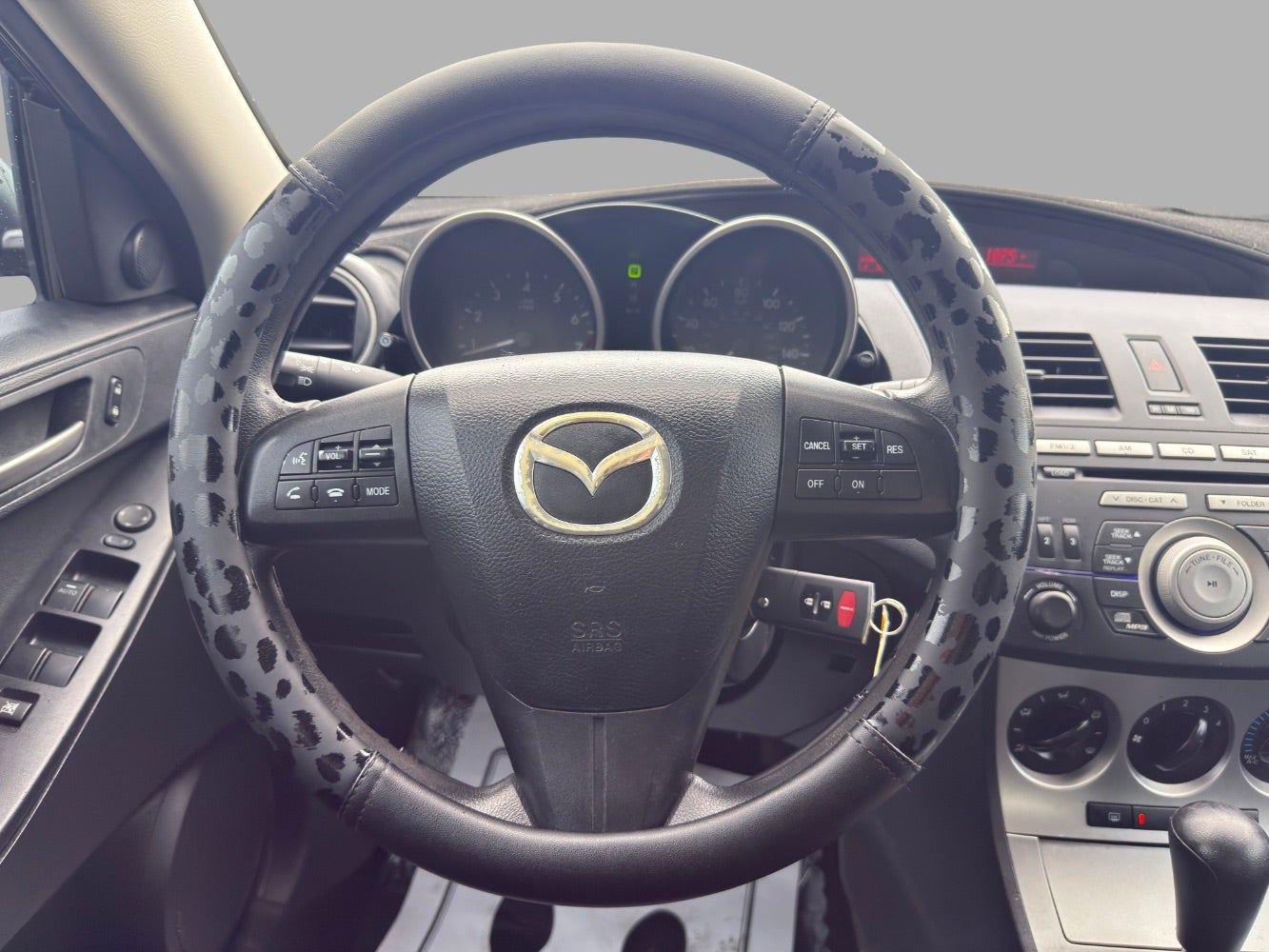2010 Mazda MAZDA3 i Touring 4-Door