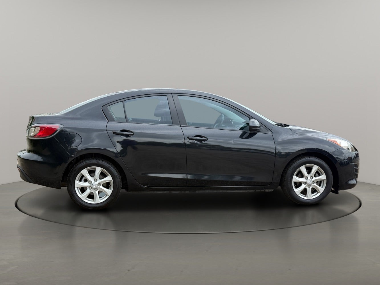 2010 Mazda MAZDA3 i Touring 4-Door