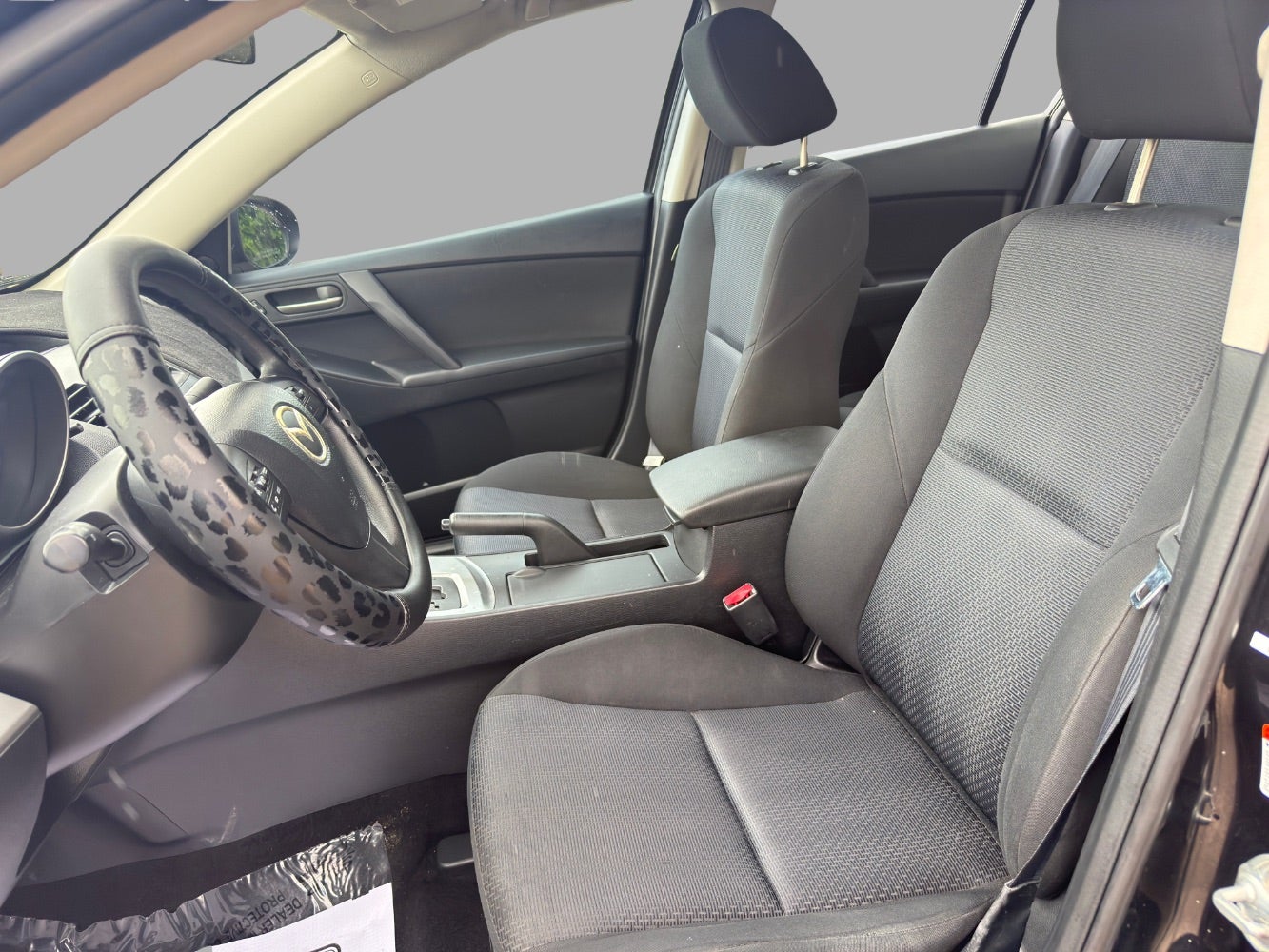 2010 Mazda MAZDA3 i Touring 4-Door