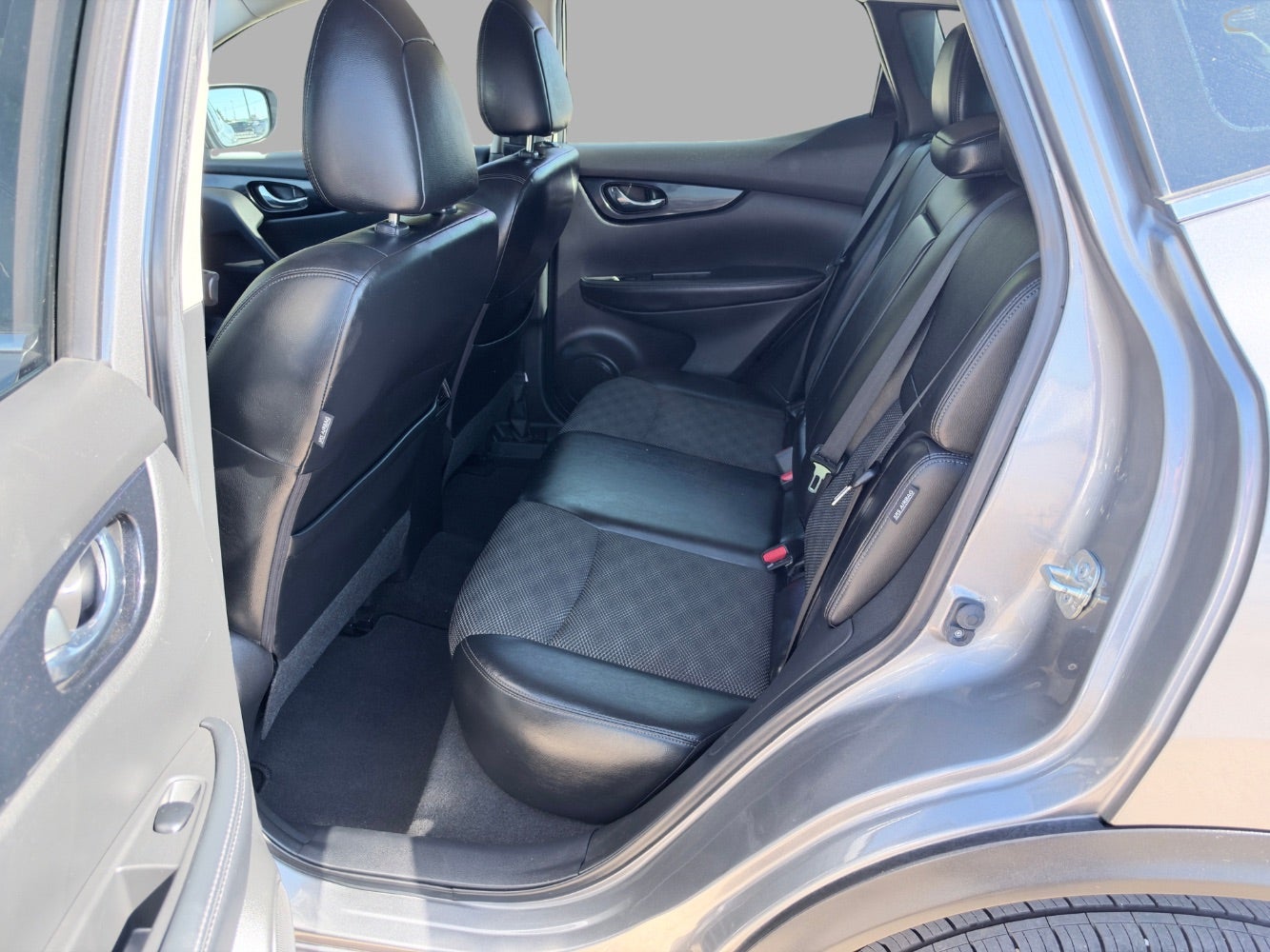 2021 Nissan Rogue Sport SV FWD Xtronic CVT