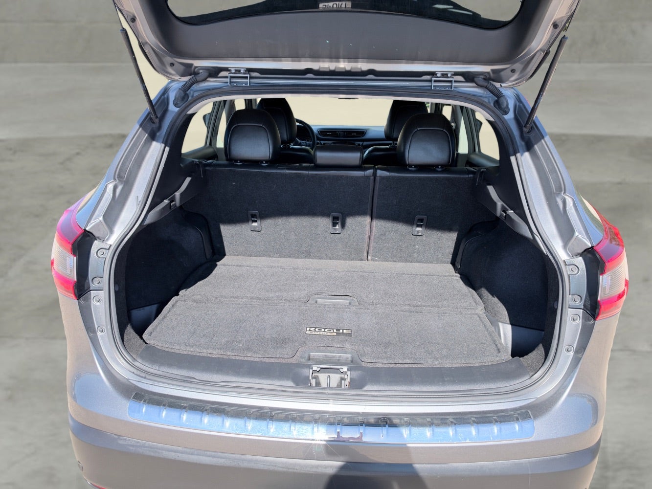 2021 Nissan Rogue Sport SV FWD Xtronic CVT