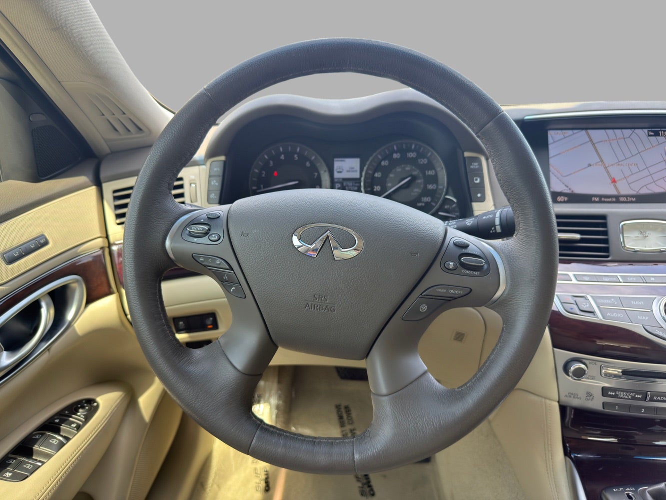 2019 INFINITI Q70 3.7 LUXE