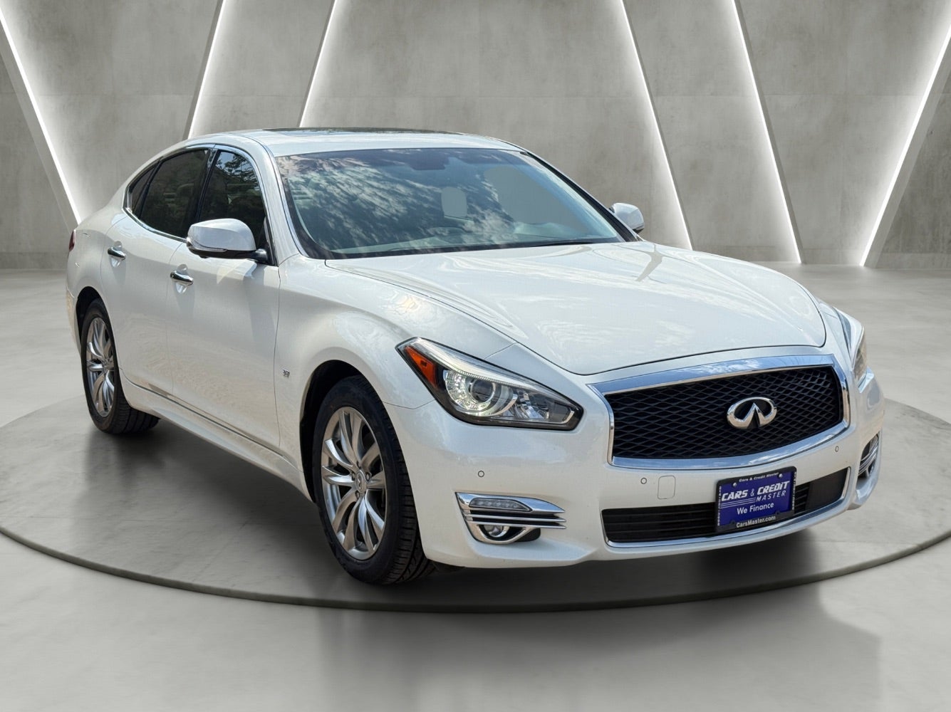 2019 INFINITI Q70 3.7 LUXE