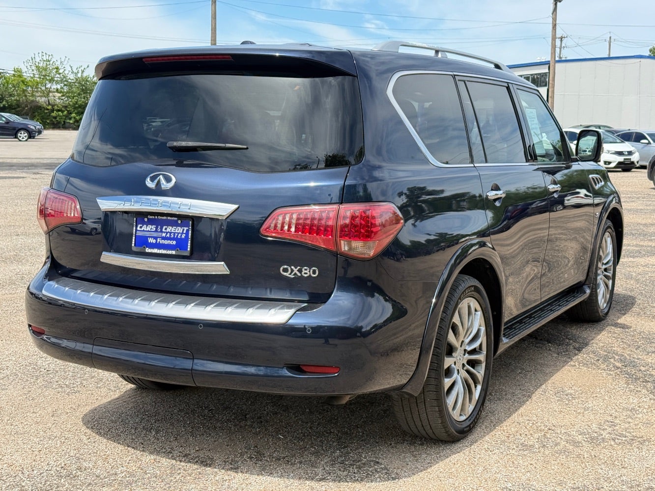 2015 INFINITI QX80 Luxury