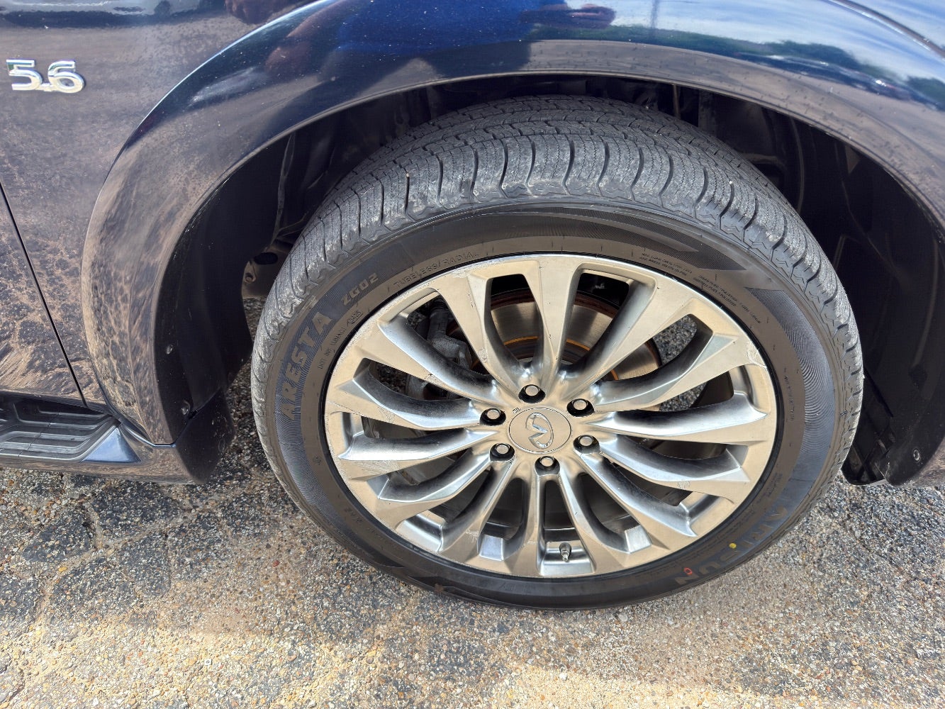 2015 INFINITI QX80 Luxury