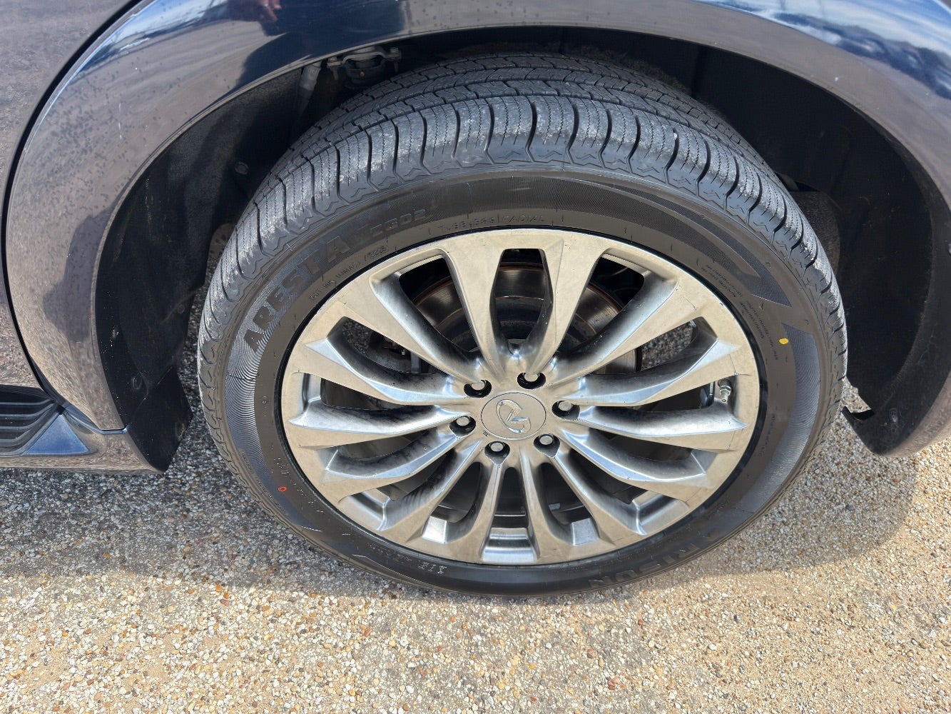 2015 INFINITI QX80 Luxury