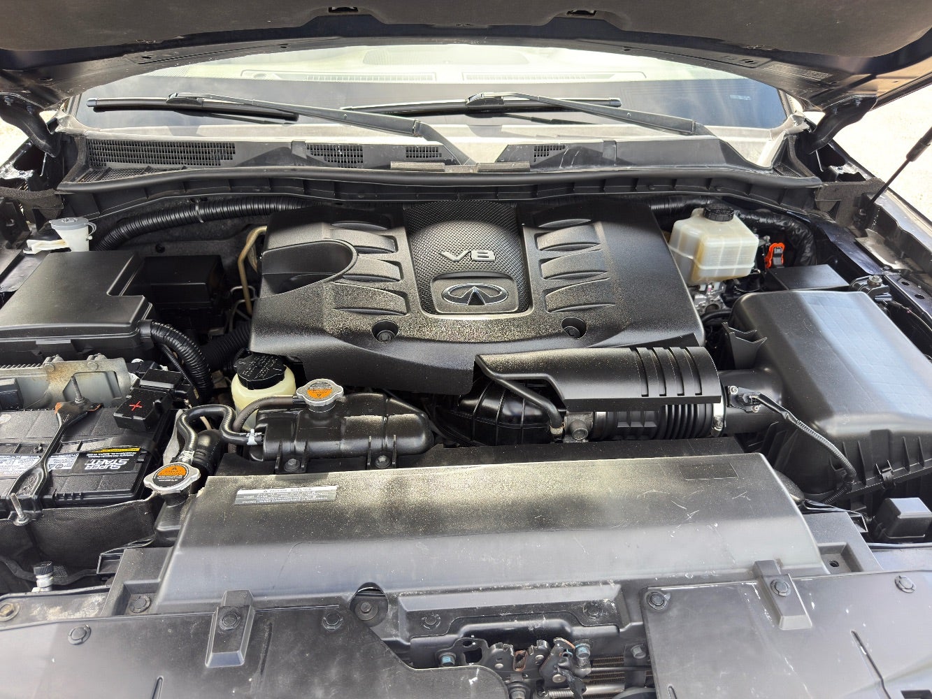 2015 INFINITI QX80 Luxury