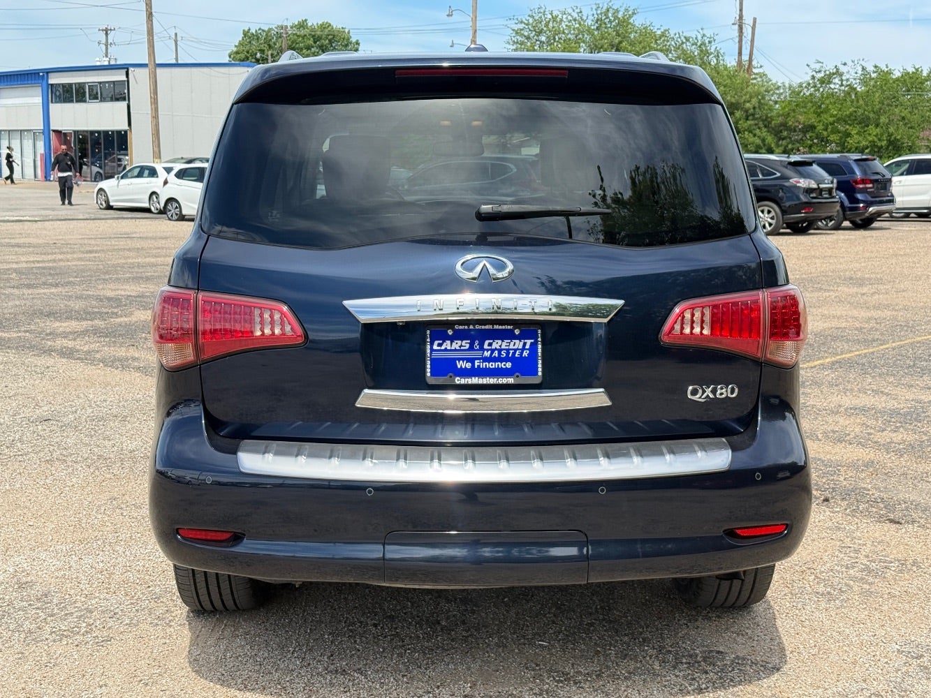 2015 INFINITI QX80 Luxury