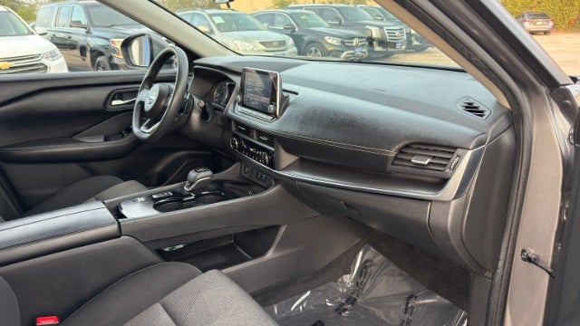 2024 Nissan Rogue SV FWD