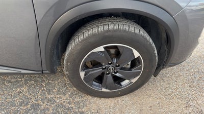 2024 Nissan Rogue SV FWD