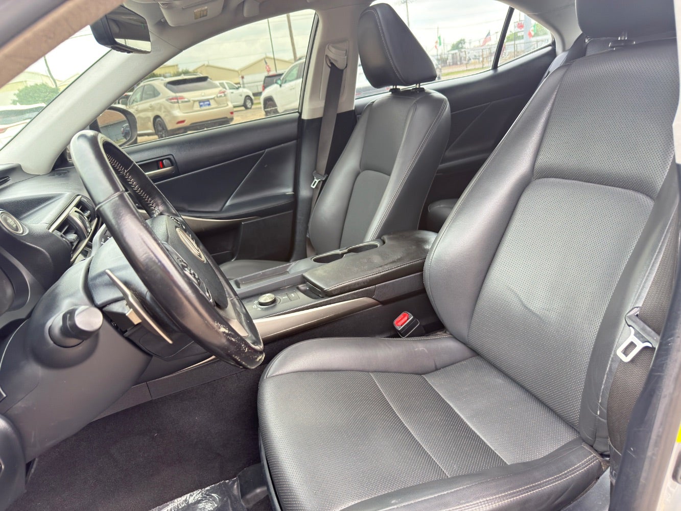 2017 Lexus IS 200t