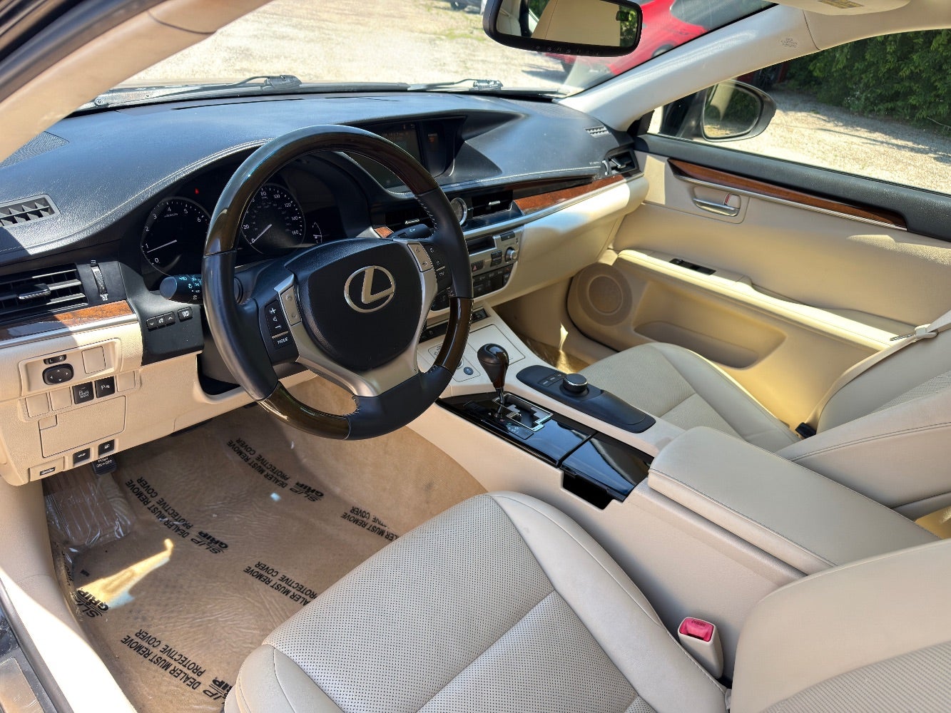 2015 Lexus ES 350 Crafted Line