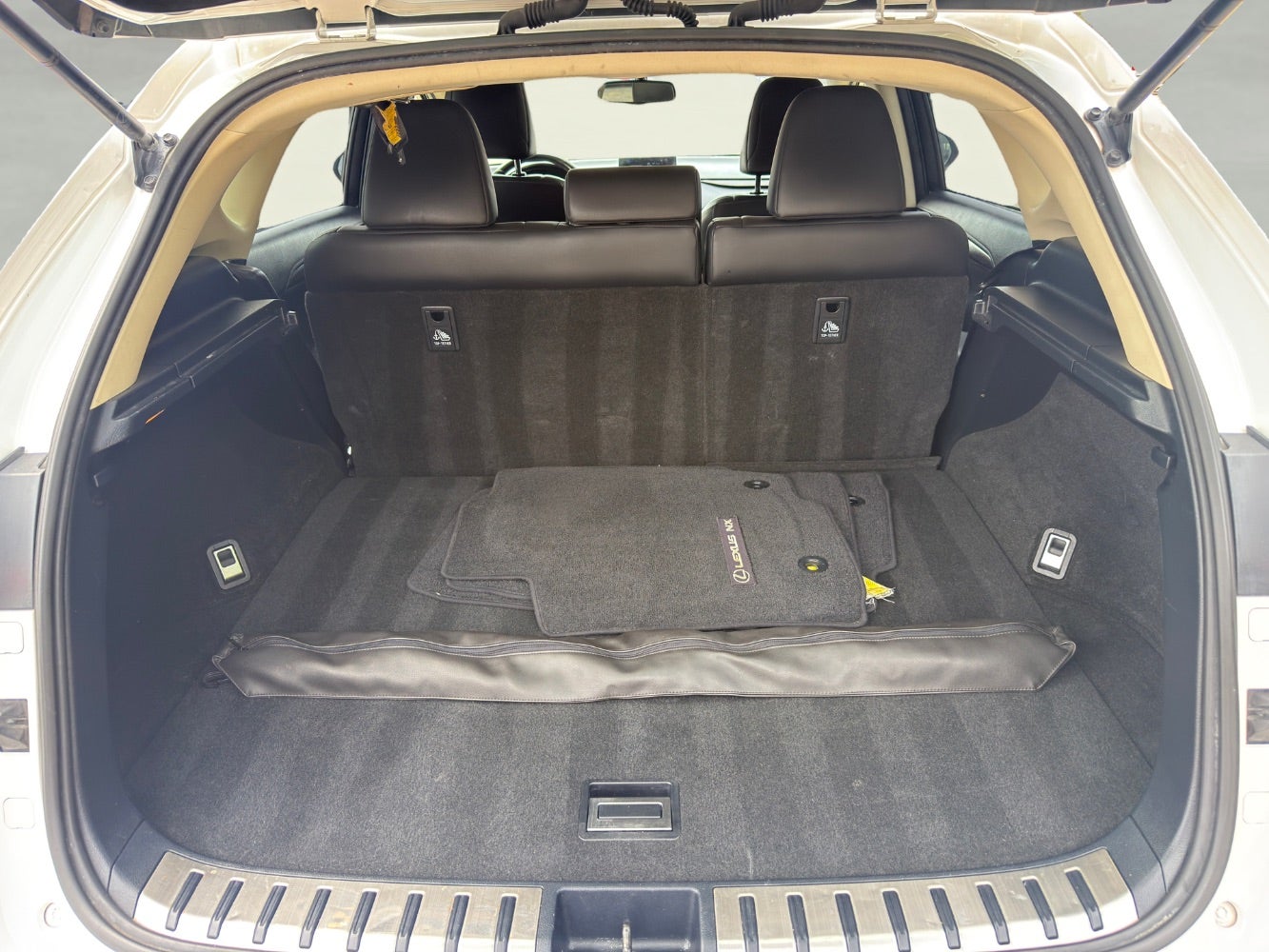 2016 Lexus NX 200t FWD