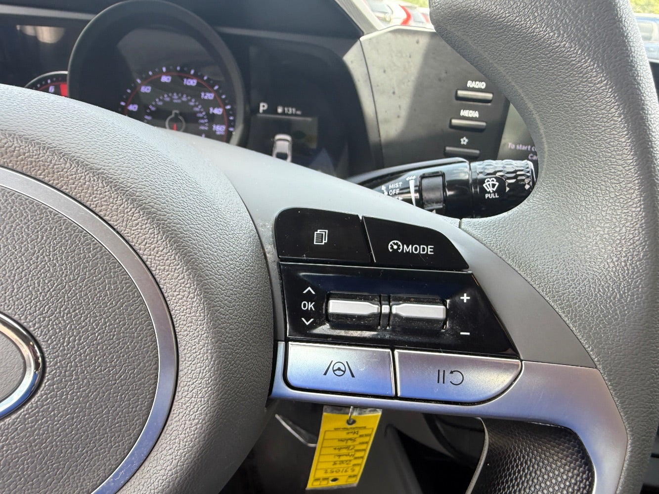 2023 Hyundai Elantra SE