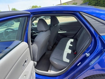 2023 Hyundai Elantra SE