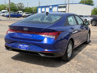 2023 Hyundai Elantra SE