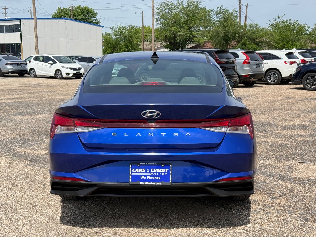 2023 Hyundai Elantra SE