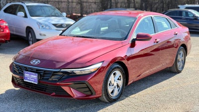 2025 Hyundai Elantra SE