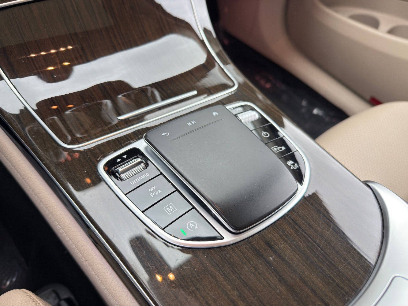 2021 Mercedes-Benz GLC-Class GLC 300