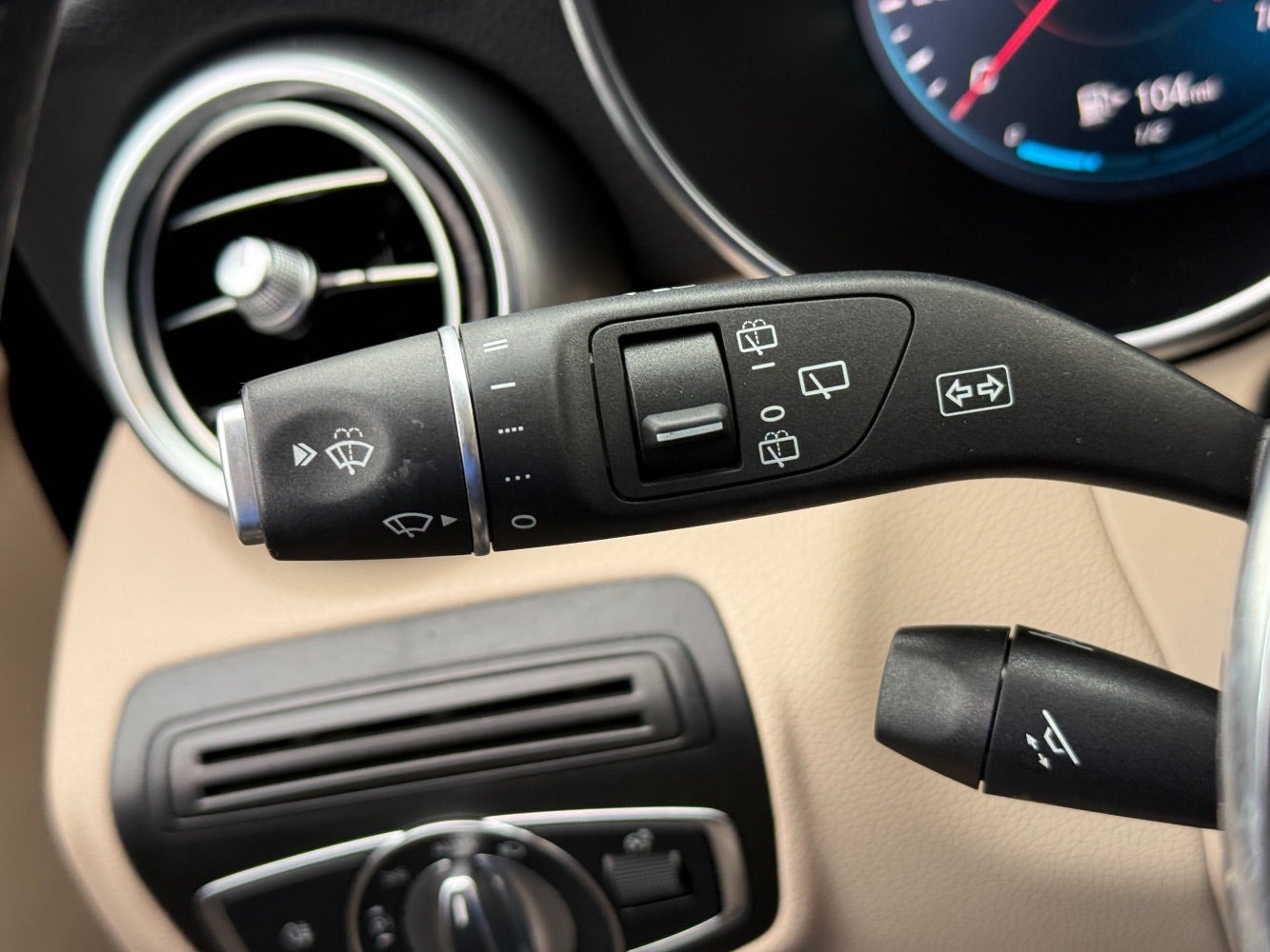 2021 Mercedes-Benz GLC-Class GLC 300