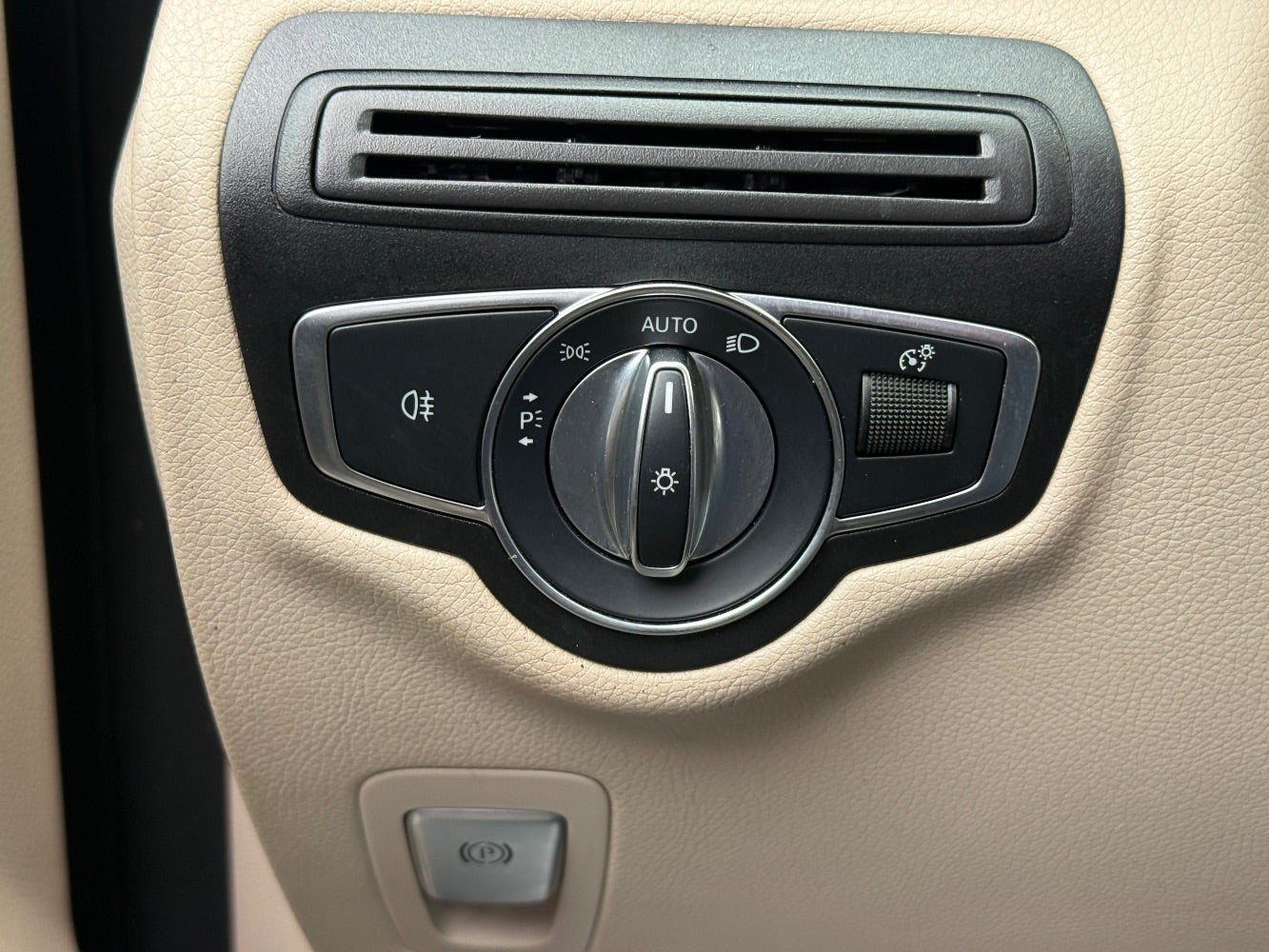 2021 Mercedes-Benz GLC-Class GLC 300