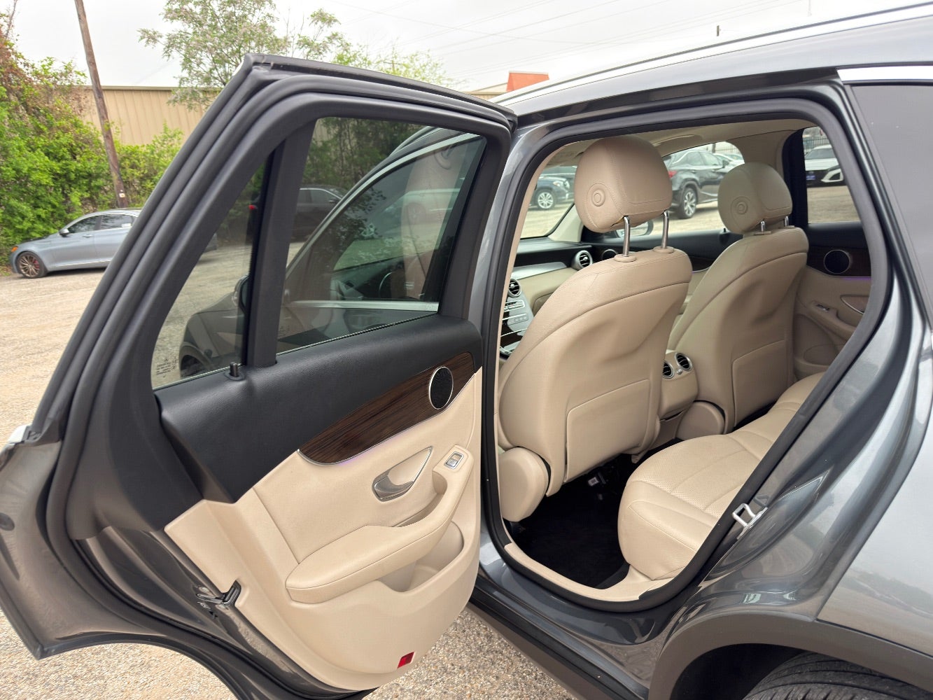 2021 Mercedes-Benz GLC-Class GLC 300