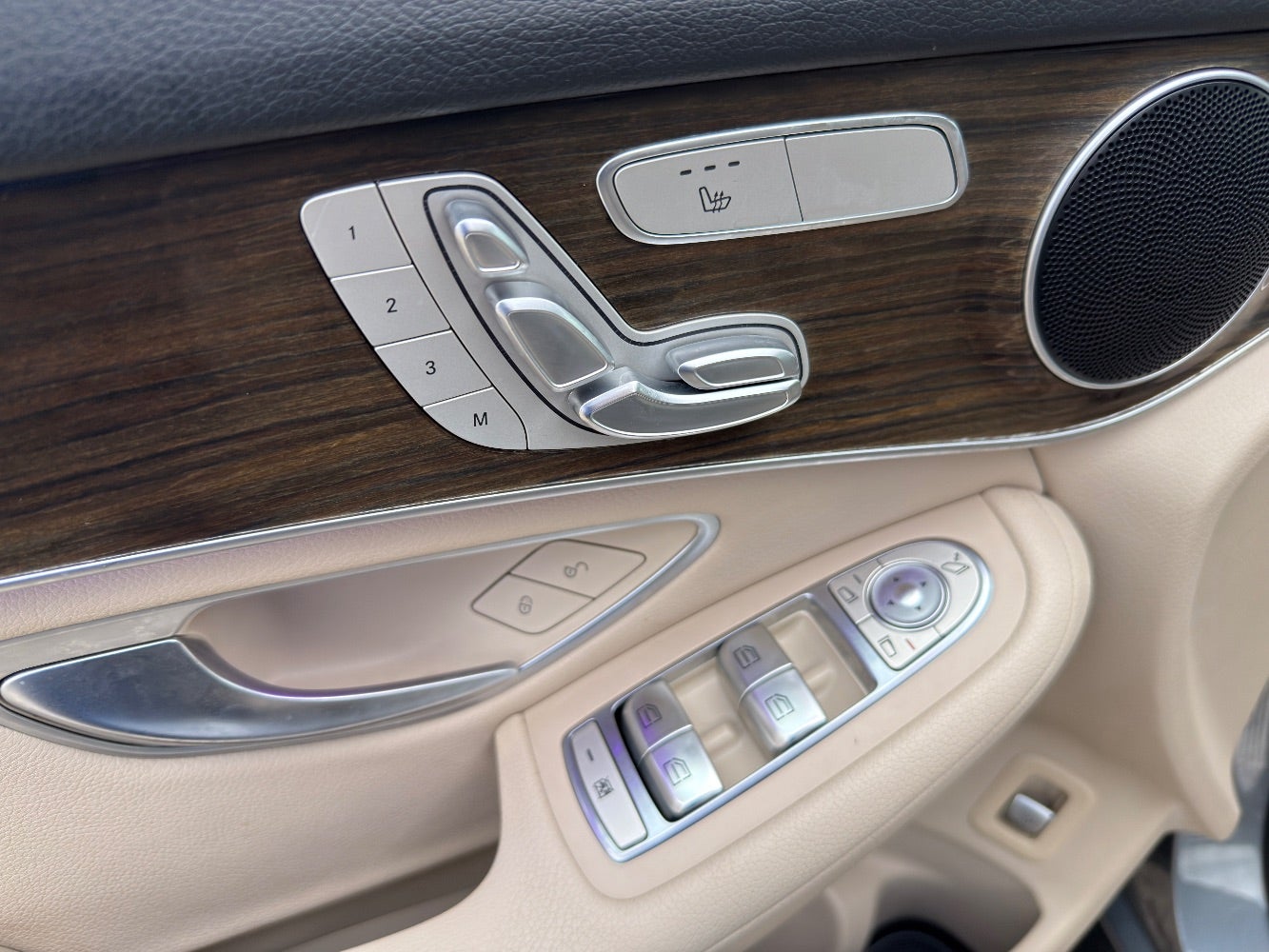 2021 Mercedes-Benz GLC-Class GLC 300