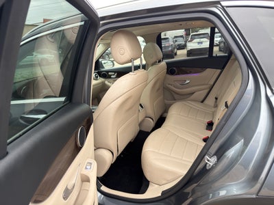 2021 Mercedes-Benz GLC-Class GLC 300