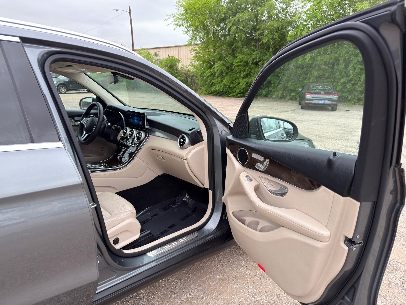 2021 Mercedes-Benz GLC-Class GLC 300